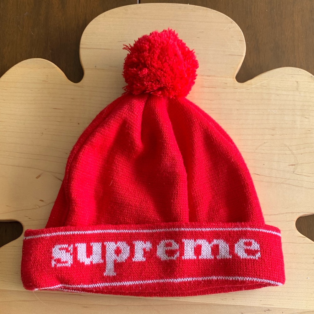 Supreme Pom Pom Beanie - Red